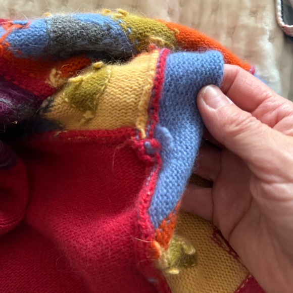 Vintage turtleneck pattern wool sweater - Picture 7 of 8